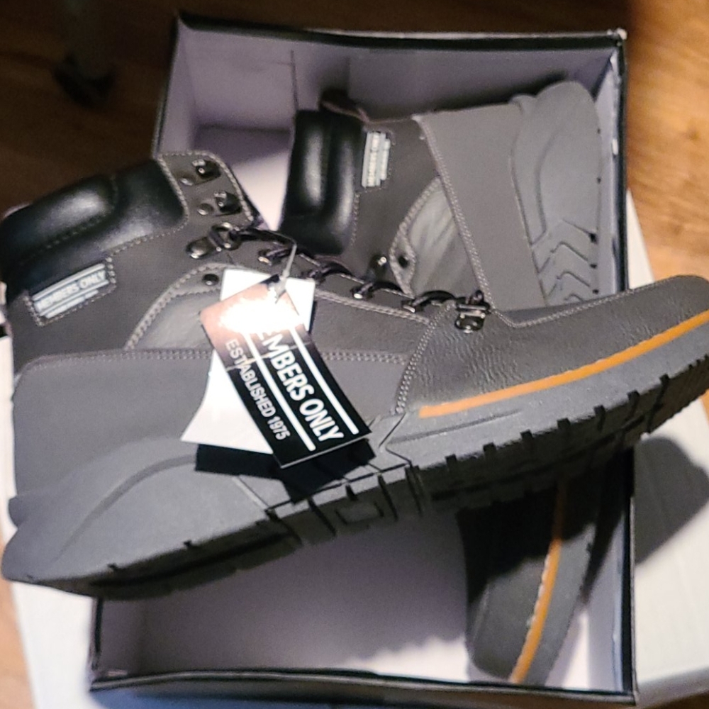 Men's boots